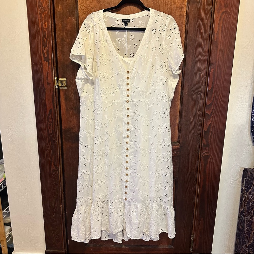 Torrid White Eyelet Button-Down Dress